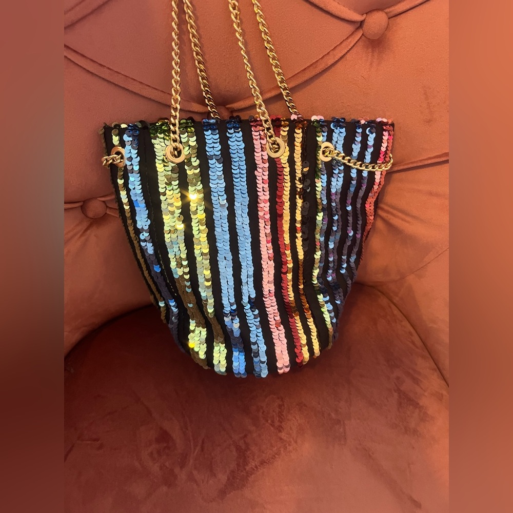 Express sequins bag
